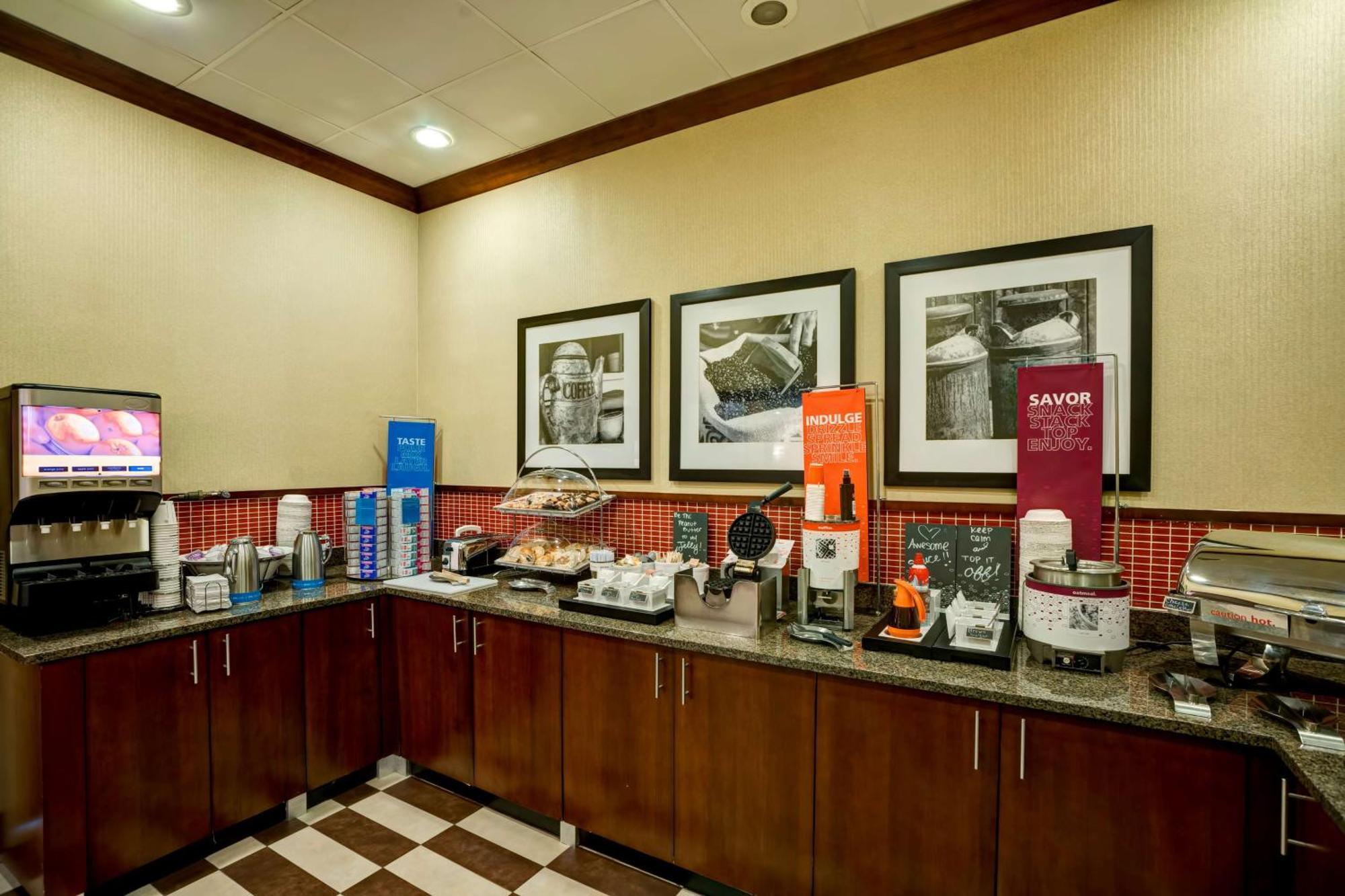 Hampton Inn Baltimore/Glen Burnie Exteriör bild